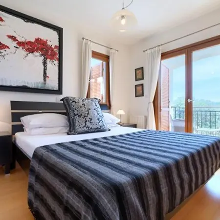 “enjoy The Holiday Of A Lifetime While Staying In This Villa” Calantha Villa *